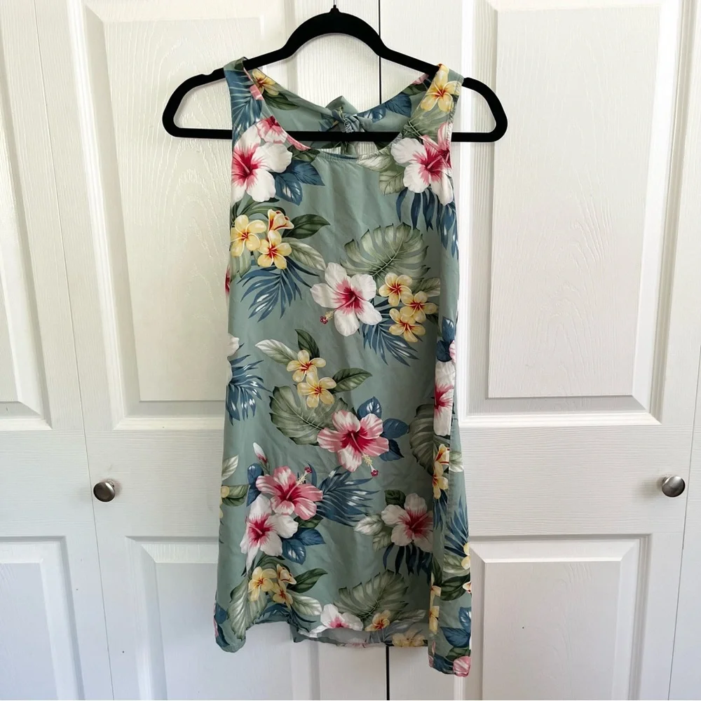 5 for $25! Floral Sleeveless Dress Medium